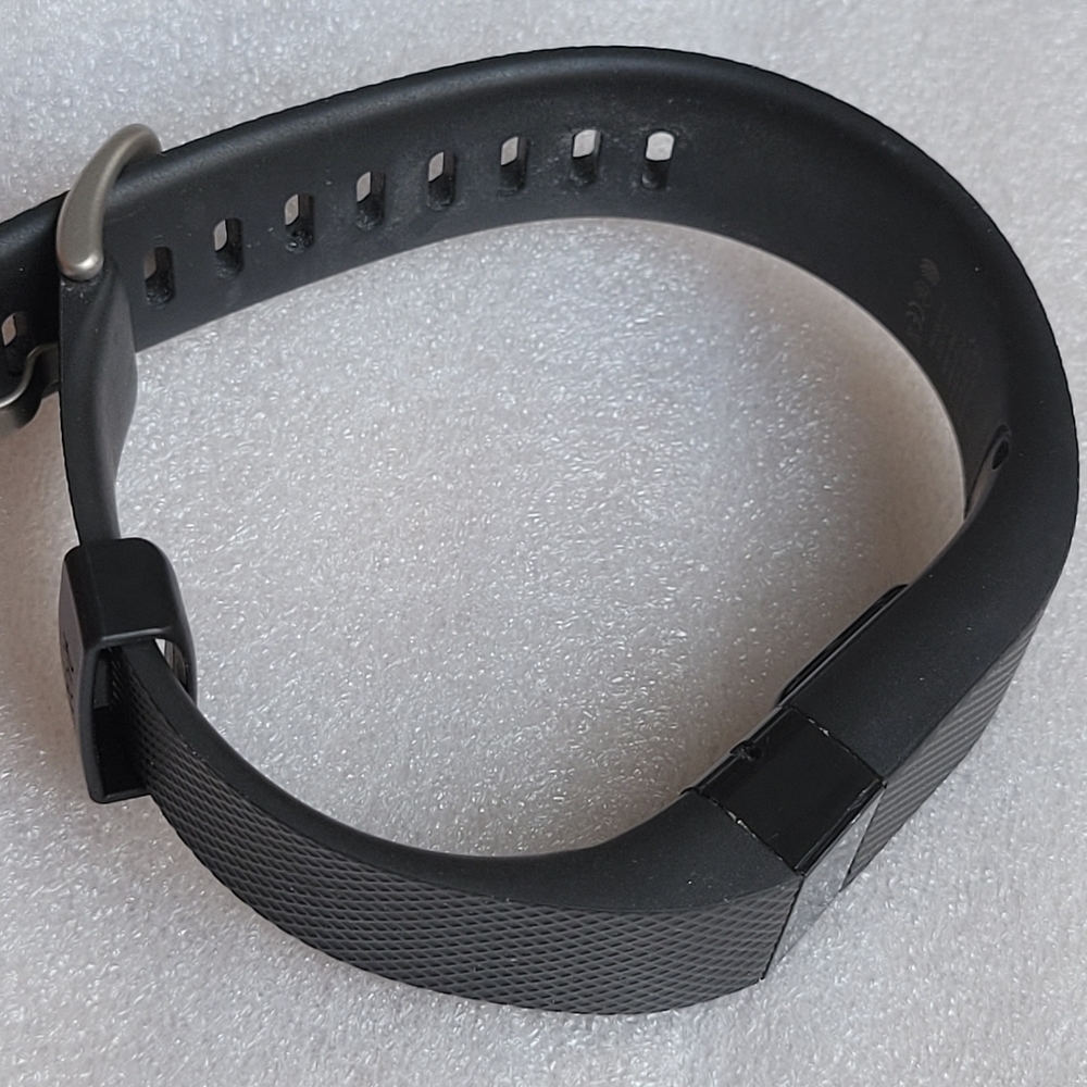 Fitbit Tracker - image 3